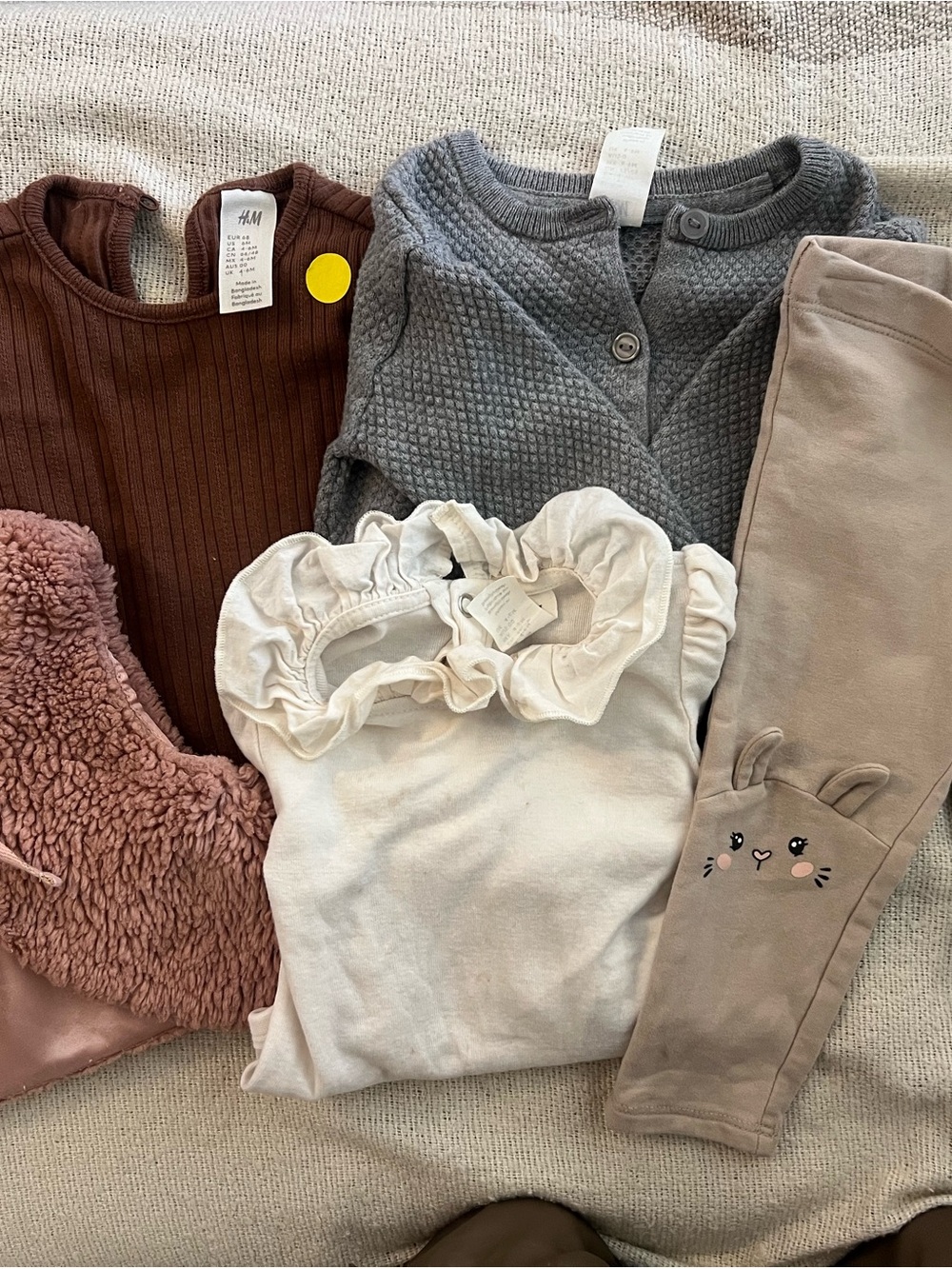 H&M Baby Girl 4-6mos | neutral mix bundle